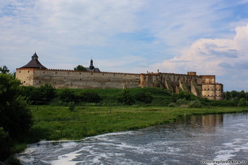 Меджибожский замок